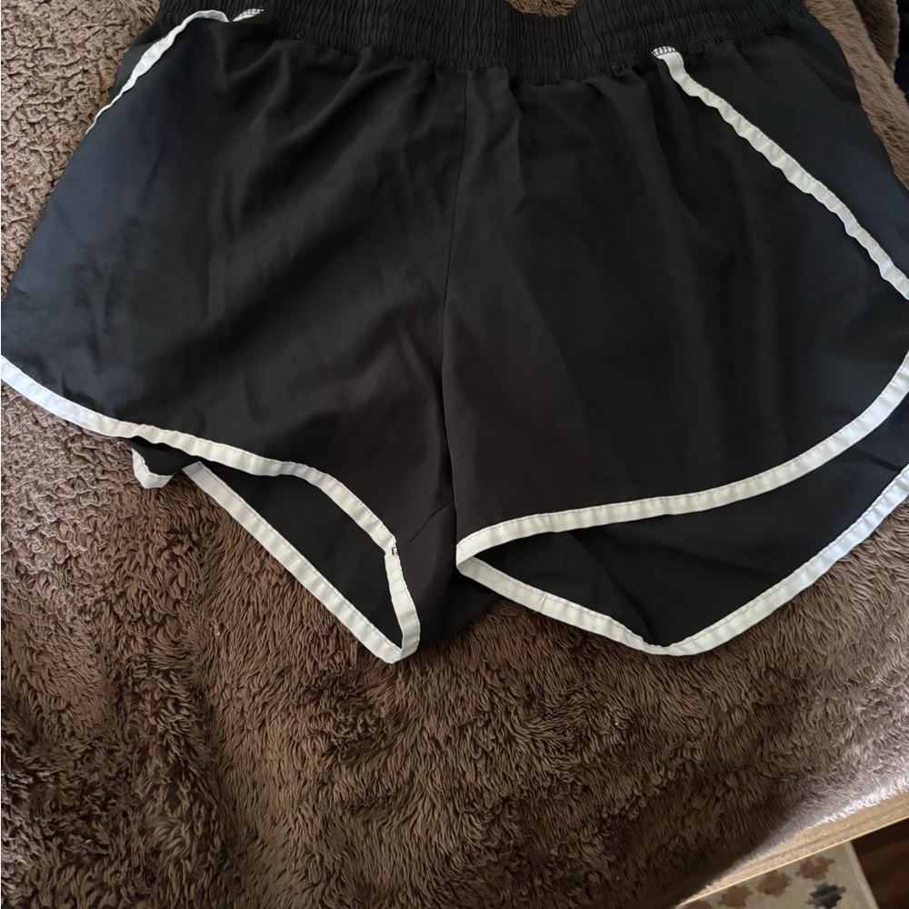 Champion Women's L Black Athletic Shorts Excellent Condition